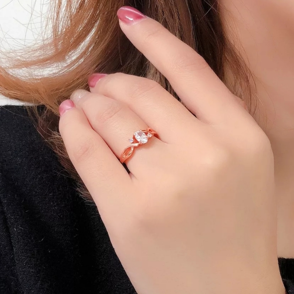 New 18k GP Rose Gold CZ Ring - Picture 2 of 6